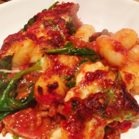 Gnocchi bolognese cu spanac